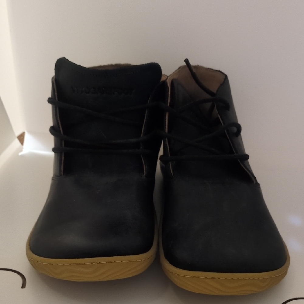 Vivo Barefoot Black Chukka Boots